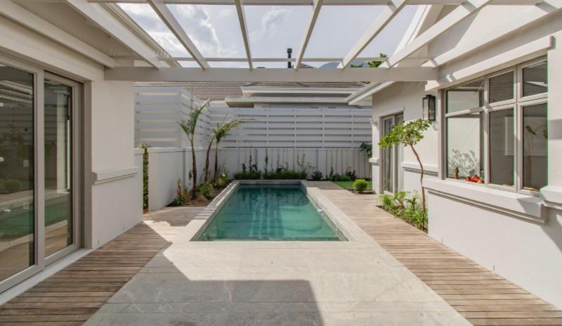 4 Bedroom Property for Sale in Helderrand Western Cape